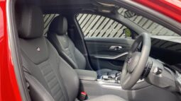 
										BMW Apina D3 S 3.0 5dr Touring Switch-Tronic AWD full									