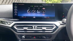 
										BMW Apina D3 S 3.0 5dr Touring Switch-Tronic AWD full									