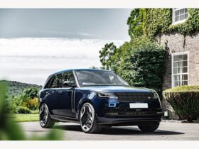 Range Rover P440E Kahn Racing Green Fintail Hybrid