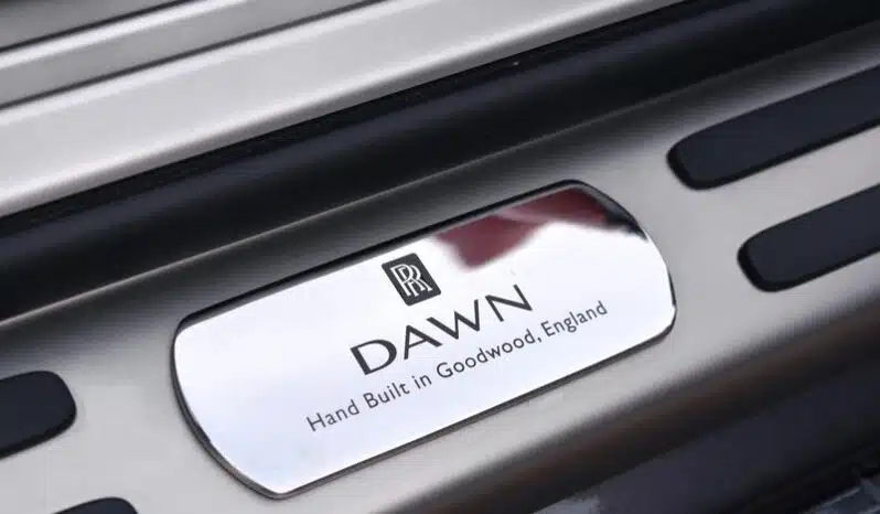 
								Onyx Concept Rolls Royce Dawn 6.6 V12 full									