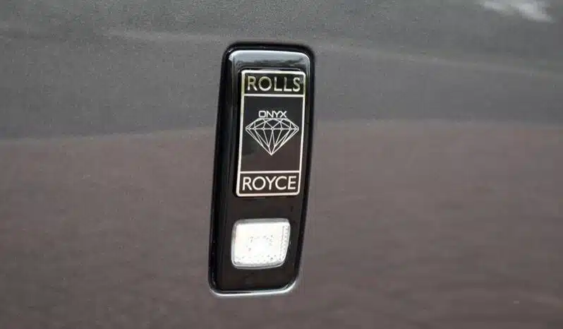 
								Onyx Concept Rolls Royce Dawn 6.6 V12 full									