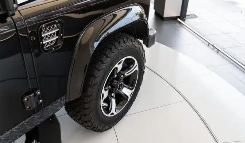 
								OverFinch Anniversary 1 of 5 – Land Rover Defender 90 TD XS Station Wagon full									