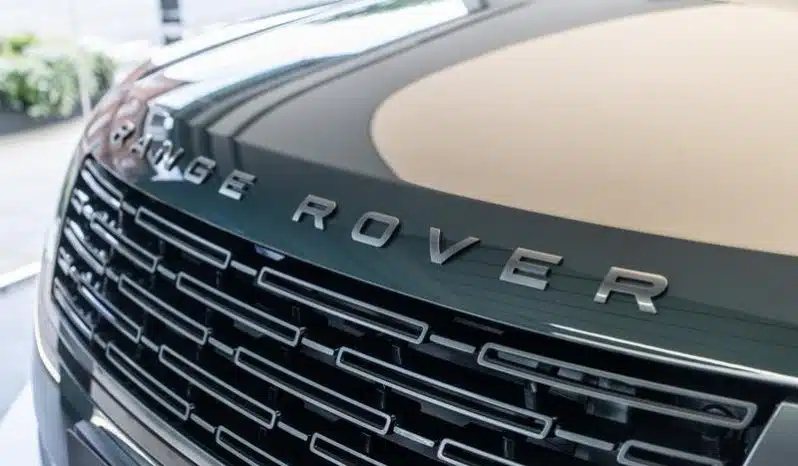 
								Range Rover P530 4.4 V8 Autobiography LWB – Modified by Overfinch full									
