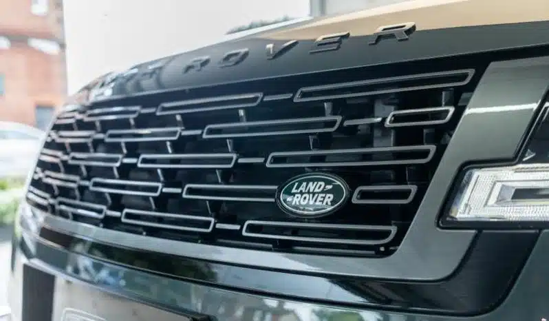 
								Range Rover P530 4.4 V8 Autobiography LWB – Modified by Overfinch full									