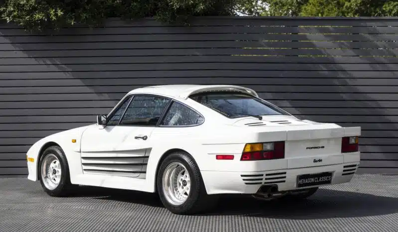 
								Porsche 911 930 Turbo by Rinspeed full									