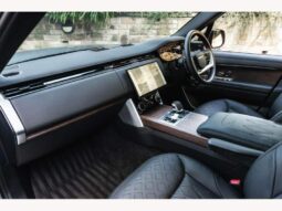 Range Rover P400 Kahn Racing Green Fintail Edition