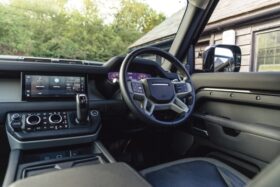 Revere Land Rover Defender 110 2.0 P300 S