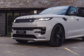 Revere Range Rover Sport 3.0 D300 Dynamic SE