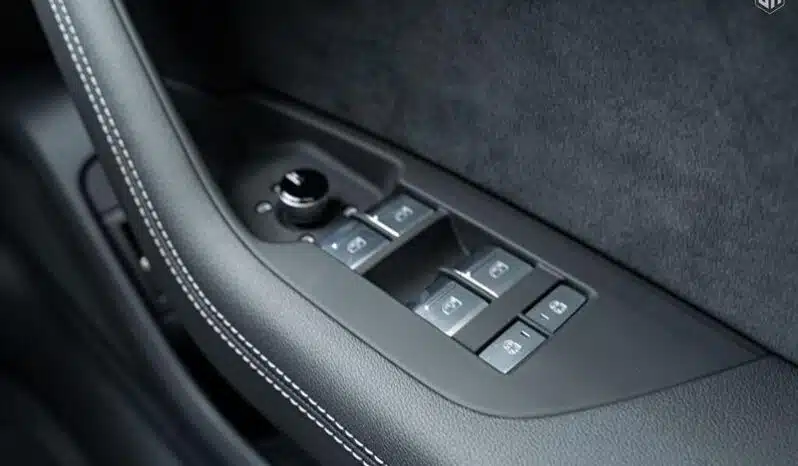 
								Urban Audi RS6 Avant 4.0 V8 TFSI Quattro Vorsprung full									