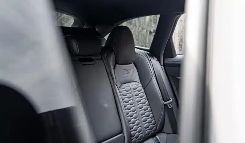 
								Urban Audi RS6 Avant 4.0 V8 TFSI Quattro Vorsprung full									