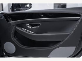 Urban Bentley Continental GTC 4.0 V8