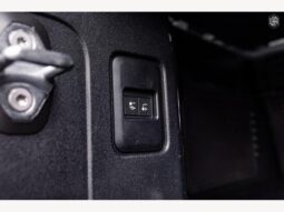 
										Urban Land Rover Defender 110 X-Dynamic SE 3.0 full									