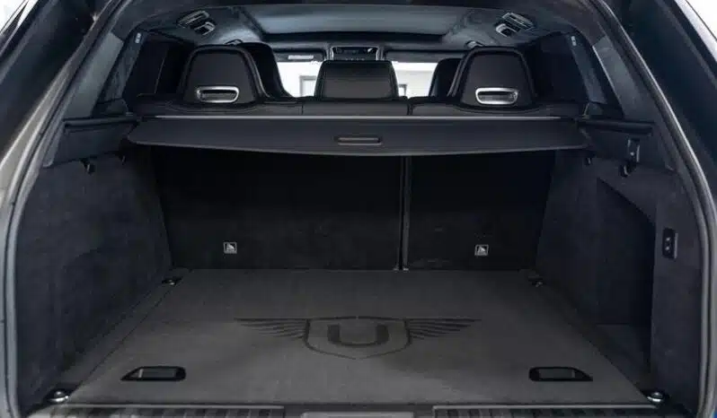 
								Urban Range Rover Sport SVR 5.0 full									