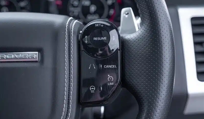
								Urban Range Rover Sport SVR 5.0 full									
