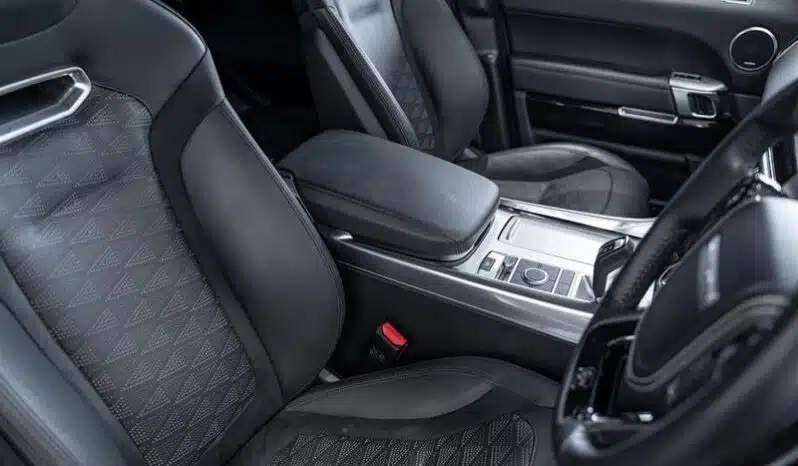 
								Urban Range Rover Sport SVR 5.0 full									