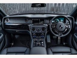 
										Urban Rolls Royce Cullinan 6.75 V12 full									