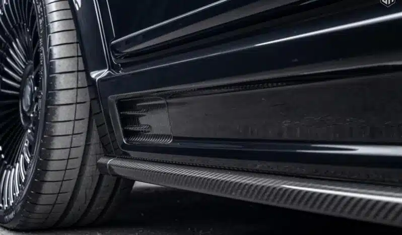 
								Urban Rolls Royce Cullinan 6.75 V12 full									