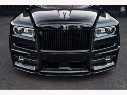 
										Urban Rolls Royce Cullinan 6.75 V12 full									