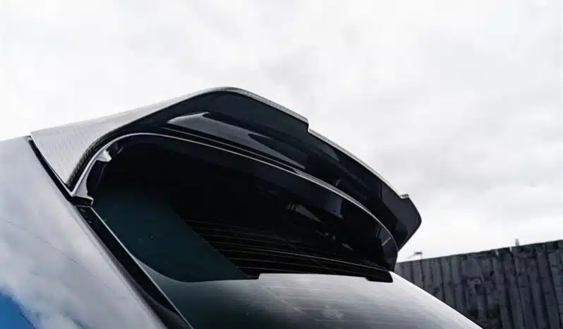 
								Urban Rolls Royce Cullinan 6.75 V12 full									