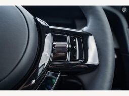 
										Urban Rolls Royce Cullinan 6.75 V12 full									