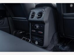 
										Urban Rolls Royce Cullinan 6.75 V12 full									