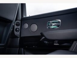 
										Urban Rolls Royce Cullinan 6.75 V12 full									