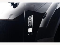 
										Urban Rolls Royce Cullinan 6.75 V12 full									