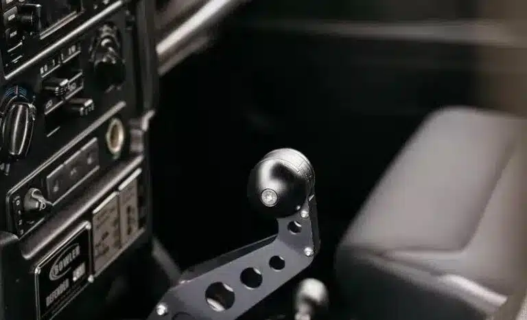 
								Bowler Defender 110 Utility Performance full									