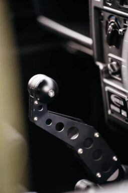 
										Bowler Defender 110 Utility Performance full									