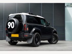 Land Rover Defender 90 P400 MHEV Heritage by Chelsea Truck Company