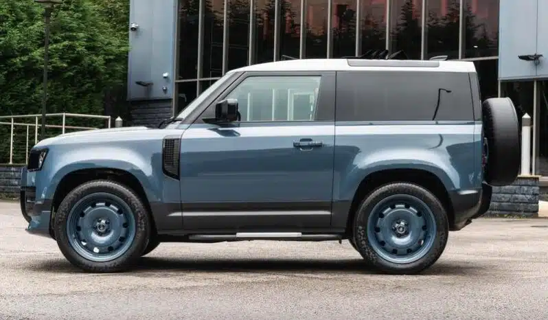 
								Land Rover Defender 90 P300 Heritage by Chelsea Truck Company full									