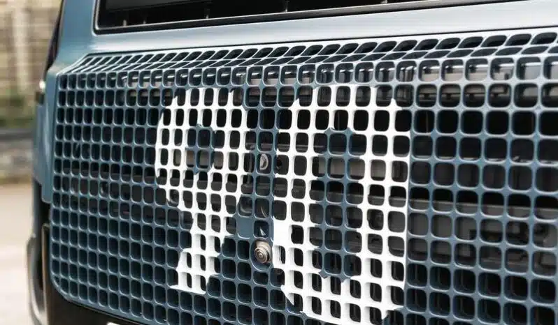 
								Land Rover Defender 90 P300 Heritage by Chelsea Truck Company full									