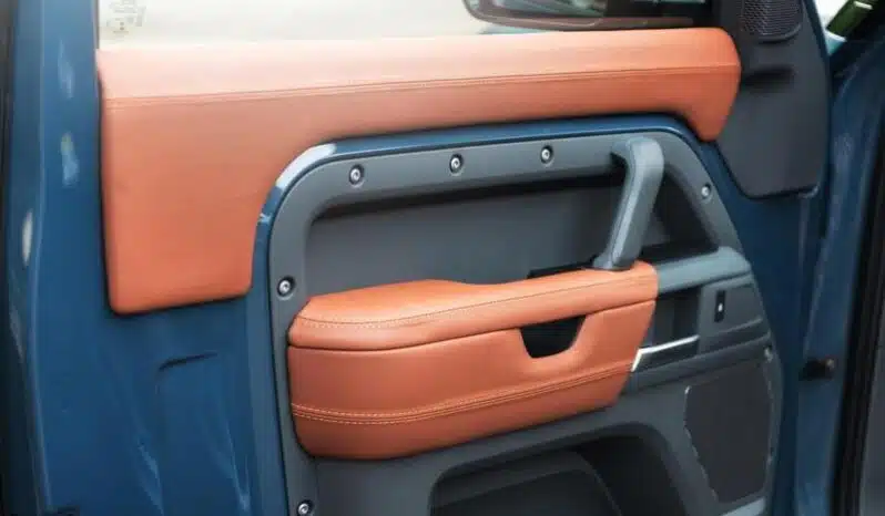 
								Land Rover Defender 90 P300 Heritage by Chelsea Truck Company full									
