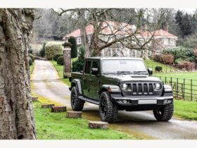 Jeep Gladiator Overland CJ400