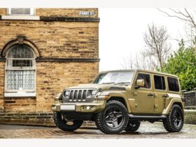 Jeep Wrangler Overland 2.0 JL Blackhawk by Chelsea Truck Company
