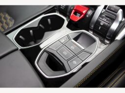 
										Lamborghini Urus 4.0 V8 – Full Mansory Carbon Fibre Bodykit full									