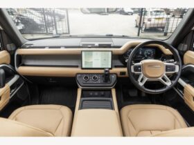 Land Rover Defender 110 P400 MHEV 3.0 – XS Edition by Chelsea Truck Company