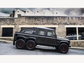 Kahn Land Rover Defender 110 Flying Huntsman 6×6 Pickup