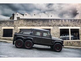 Kahn Land Rover Defender 110 Flying Huntsman 6×6 Pickup