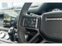 
										Overfinch Land Rover Defender 110 P525 5.0 V8 full									