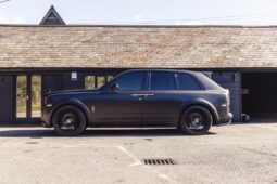 
										Revere Rolls Royce Cullinan Black Badge 6.75 V12 full									