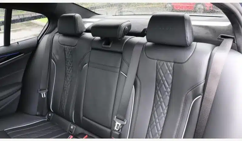 
								BMW Alpina B5 4.4 V8 (608) Switch-Tronic AWD full									