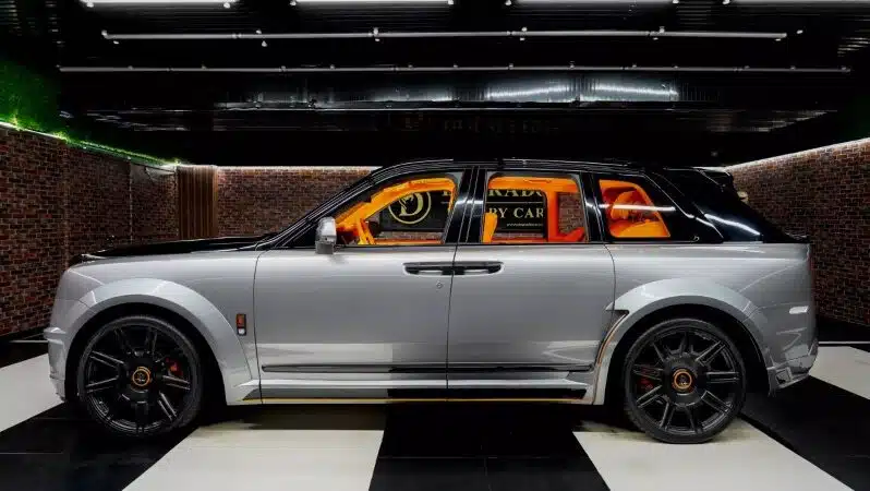 
								Rolls Royce Cullinan Black Badge Novitec full									
