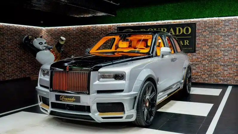
								Rolls Royce Cullinan Black Badge Novitec full									