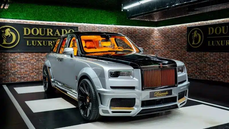 
								Rolls Royce Cullinan Black Badge Novitec full									