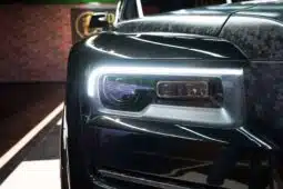 
										Rolls Royce Cullinan Onyx Concept full									