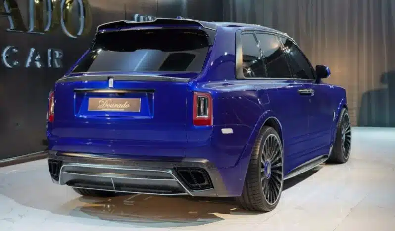 
								Rolls Royce Cullinan Onyx Concept full									